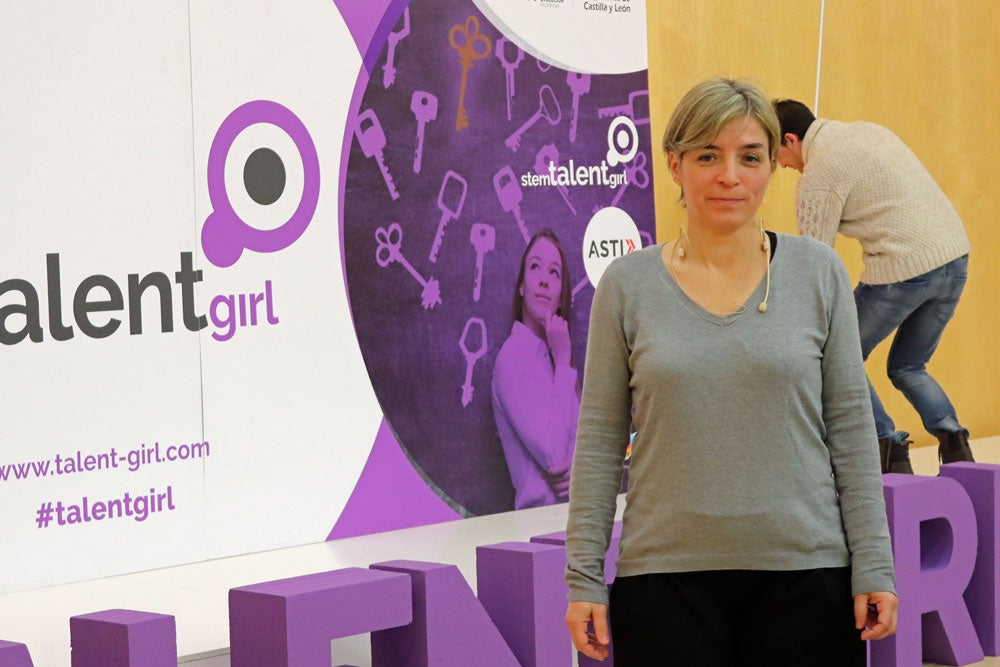 La ingeniera Mariella Graziano ha contado su experiencia en Stem Talent Girl/PCR