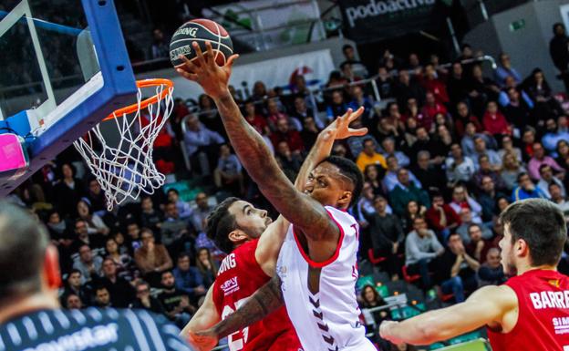 Deon Thompson es una pieza clave en la lucha por las victorias/ACB Photo/E. Casas