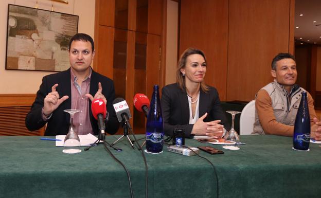 Alberto García, Lorena de la Fuente y Roberto Martín