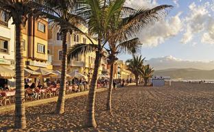 Playa de las Canteras./