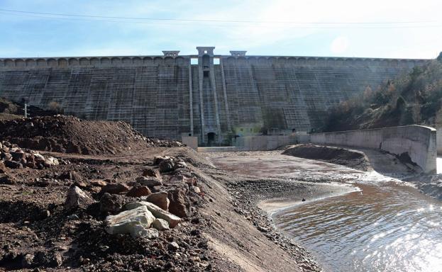 La obra civil de la presa de Castrovido está concluida. /APM