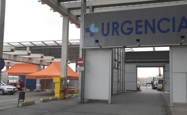 En el Hospital Universitario de Burgos hay ahora mismo 89 personas ingresadas en planta y la UCI. /PCR